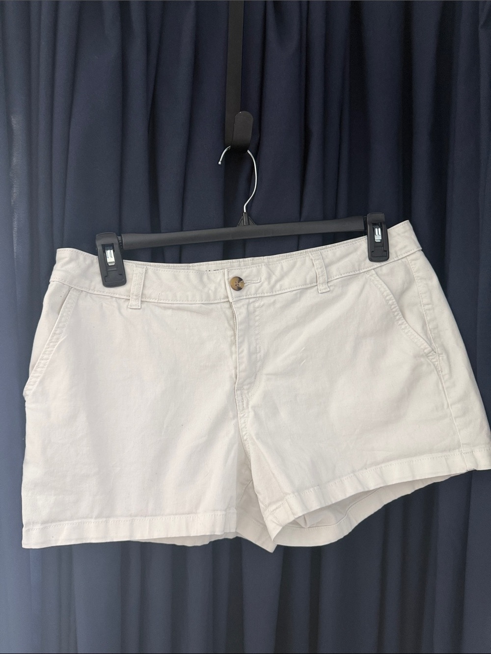 Women’s white Casual Cotton Shorts